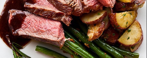 Seared Rib Eye Steak with Potatoes and Green Beans