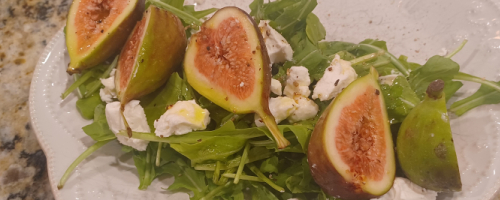 Arugula and figs greens