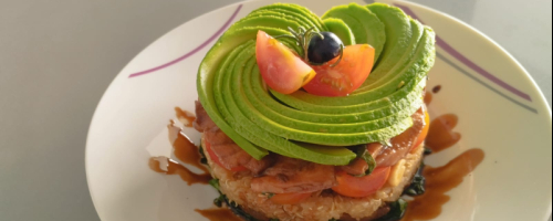 Ensalada de quinoa con salmon ahumado