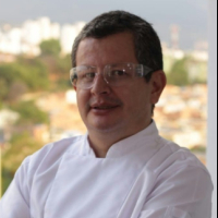 Chef Oscar Javier